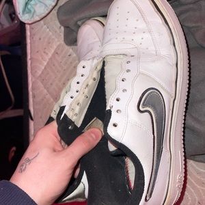 Nike Air Force 1 Low Size: 11.5